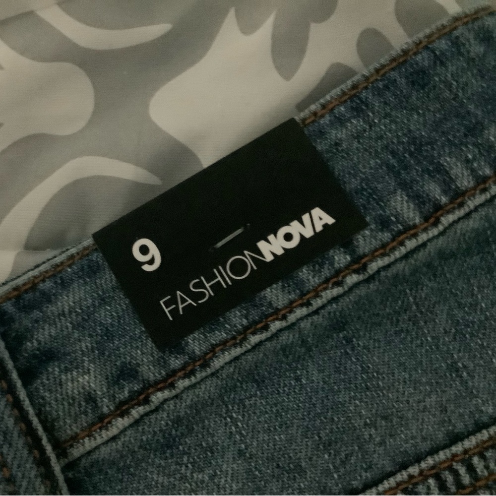 Fashion Nova ripped jeans